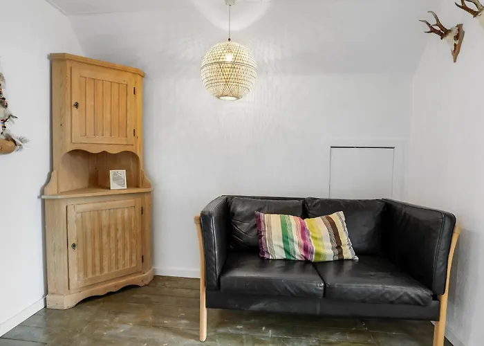 Cozy In Aakirkeby With Wifi Ferienhaus