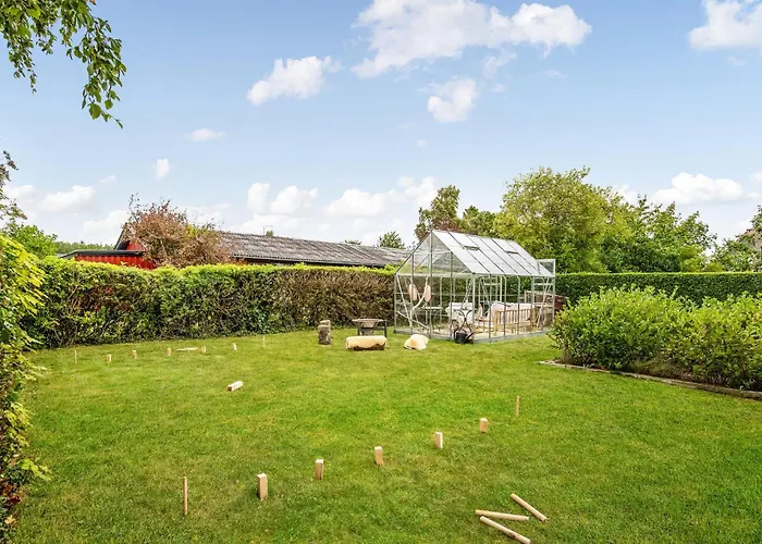 Cozy In Aakirkeby With Wifi Дом отдыха Akirkeby